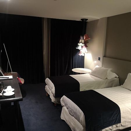 Hotel Le Cinq Hyper - Centre Chambery Exterior photo
