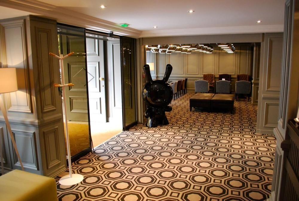 Hotel Le Cinq Hyper - Centre Chambery Exterior photo