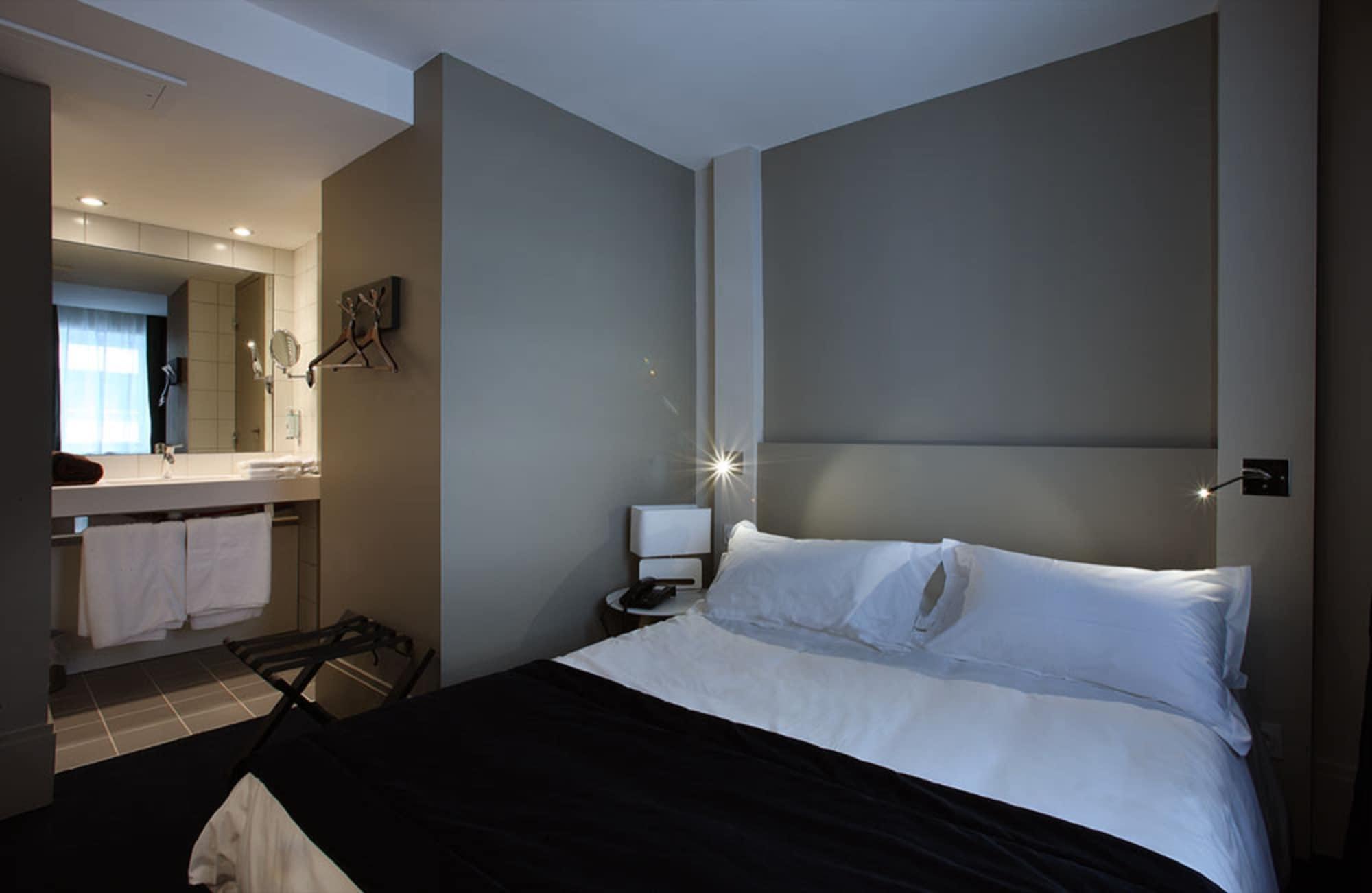 Hotel Le Cinq Hyper - Centre Chambery Room photo