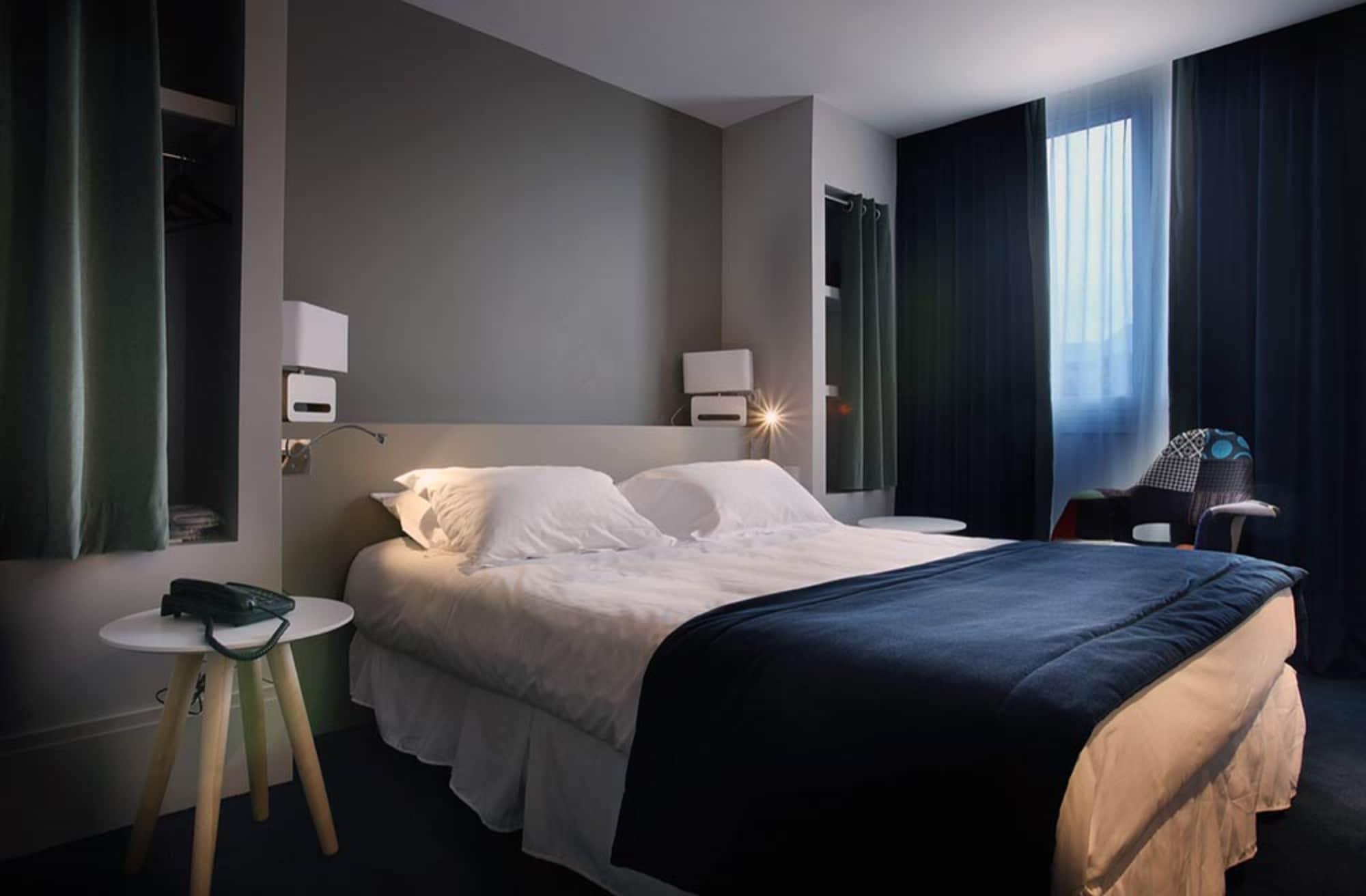 Hotel Le Cinq Hyper - Centre Chambery Room photo
