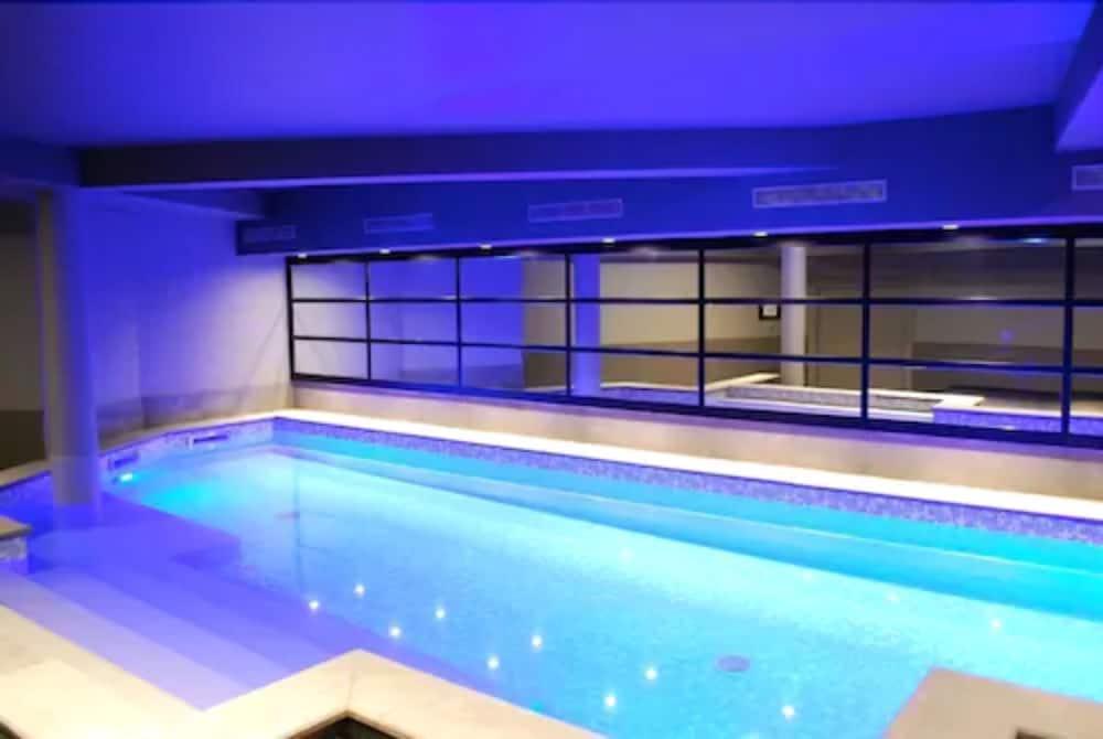 Hotel Le Cinq Hyper - Centre Chambery Exterior photo