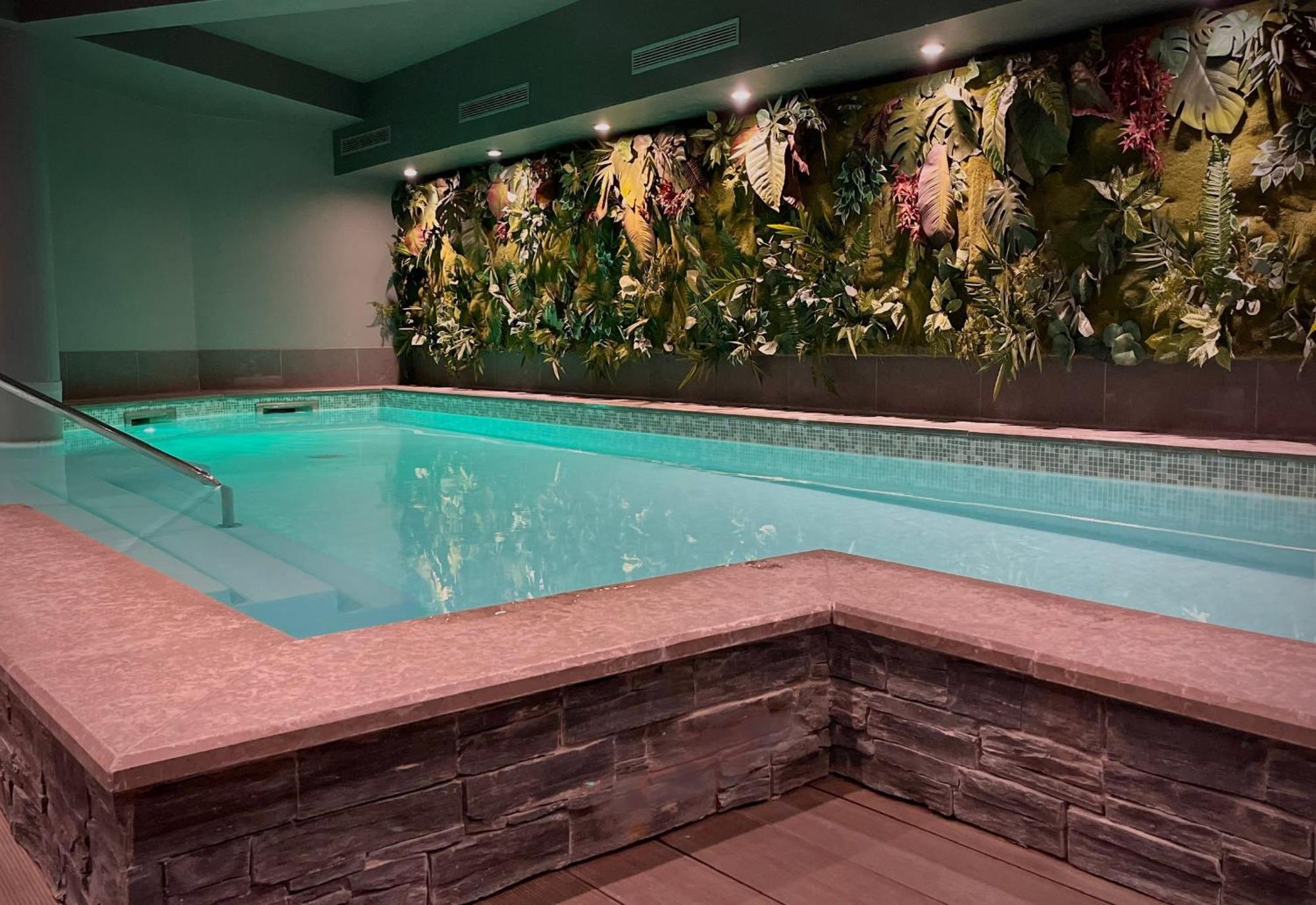 Hotel Le Cinq Hyper - Centre Chambery Exterior photo